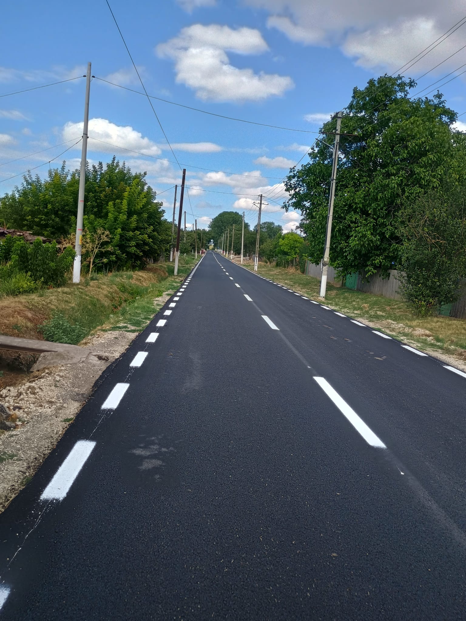 Studiu de caz – Lucrări de marcaje rutiere pe drumuri județene din județul Constanța 10 WhatsApp Image 2025 11 27 at 11.39.31