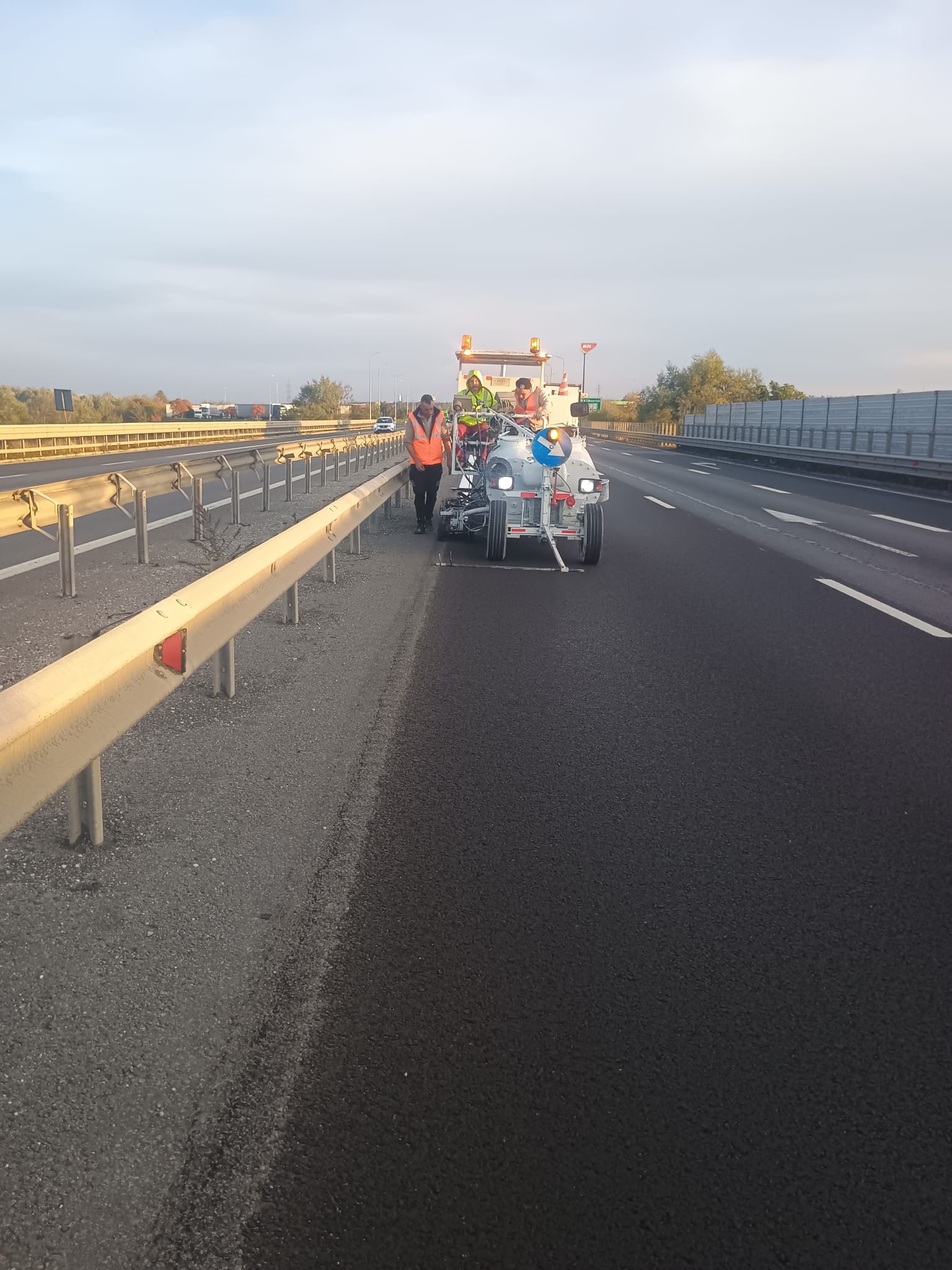 Studiu de caz – Marcaje rutiere pe Autostrada A1 3 WhatsApp Image 2025 11 27 at 11.42.511